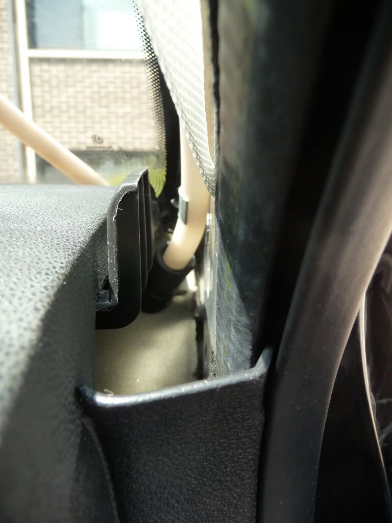 How prevalent are panoramic sunroof problems in the 2010 Tiguan?